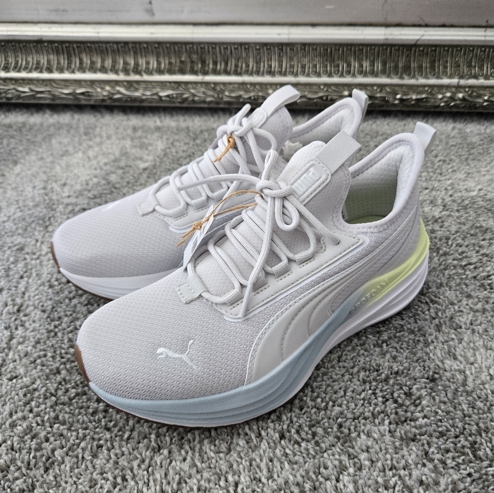 Puma Darter Pro 2 LS Faded. COLOR:Feather Gray-PUMA White-Gum. Size 7. New. - Picture 2 of 7